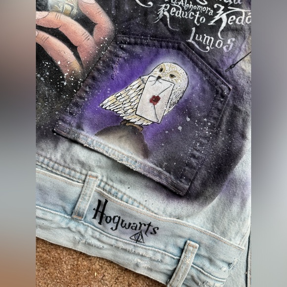 Hand painted New Denim ZARA Jacket size M Custom Harry Potter - Picture 9 of 12